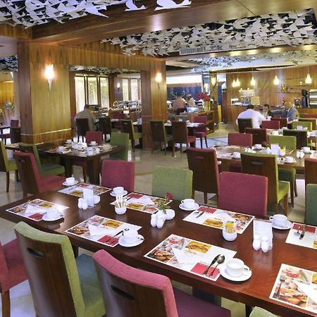 Eastyard Khobar Hotel - Formerly Ramada By Wyndham Khobar Bagian luar foto