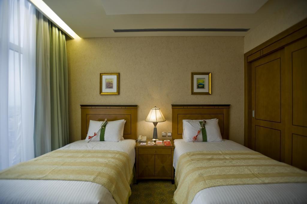 Eastyard Khobar Hotel - Formerly Ramada By Wyndham Khobar Bagian luar foto