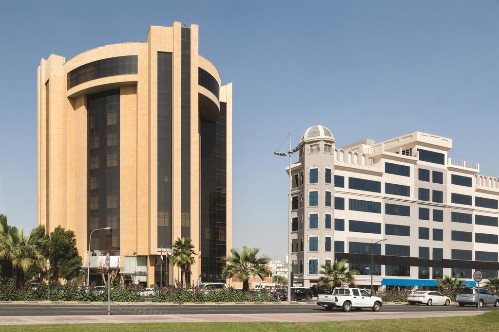 Eastyard Khobar Hotel - Formerly Ramada By Wyndham Khobar Bagian luar foto