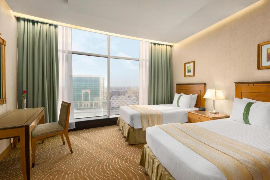 Eastyard Khobar Hotel - Formerly Ramada By Wyndham Khobar Bagian luar foto