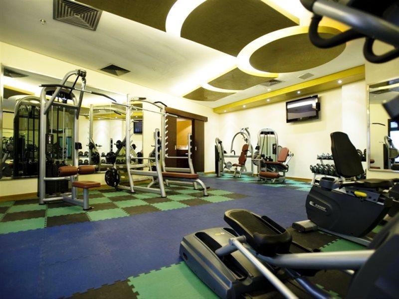 Eastyard Khobar Hotel - Formerly Ramada By Wyndham Khobar Bagian luar foto