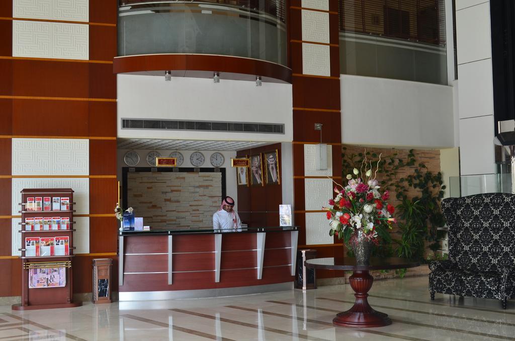Eastyard Khobar Hotel - Formerly Ramada By Wyndham Khobar Bagian luar foto