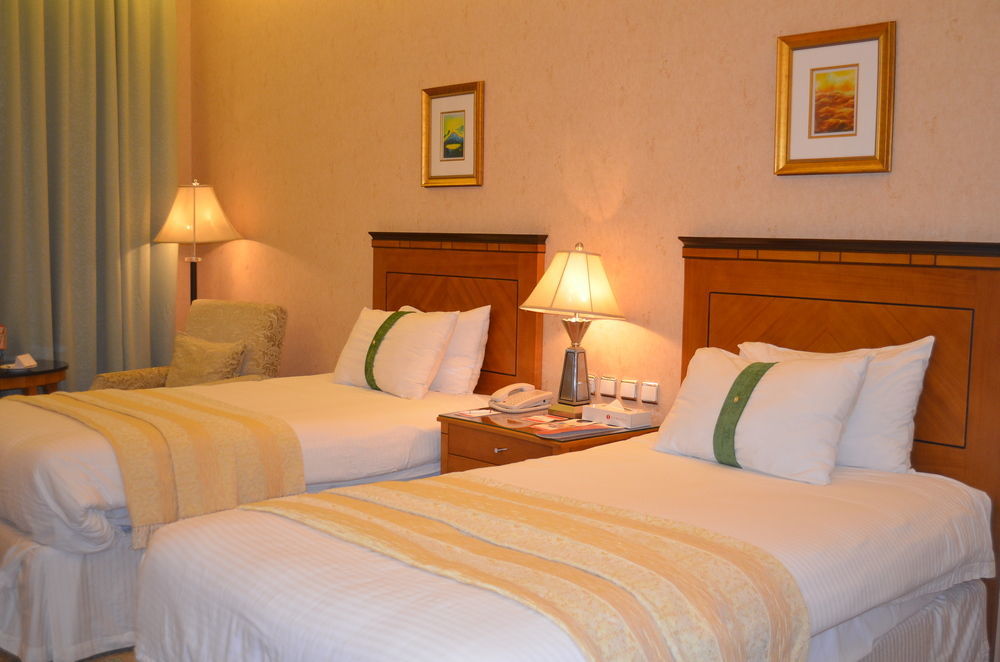 Eastyard Khobar Hotel - Formerly Ramada By Wyndham Khobar Bagian luar foto